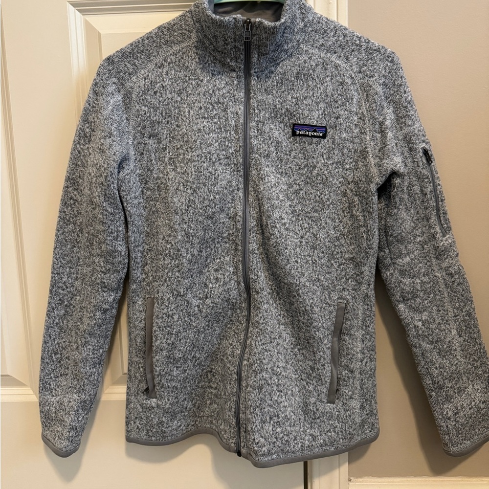 Like new Patagonia grey fleece jacket